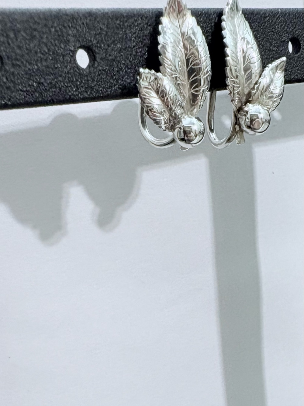 DANECRAFT 925 Sterling Silver Antique Art Deco Leaf Screw Back Earrings FIRM - Picture 4 of 10